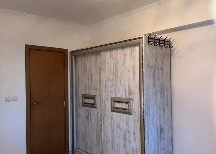 Grand Monastery Luxury Apartment *